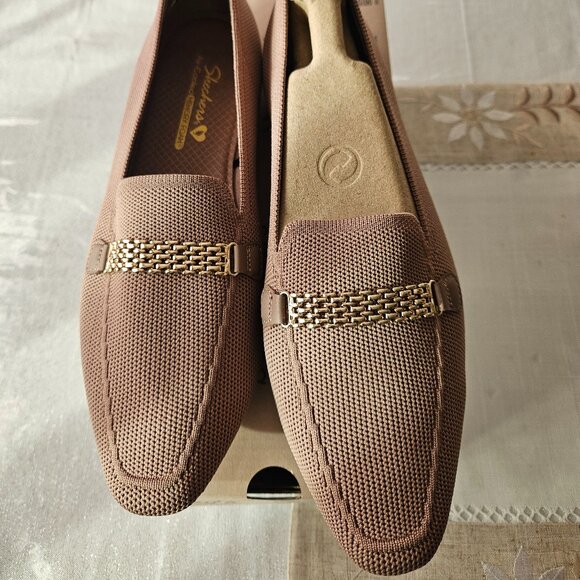 NIB Cleo by Skechers High Fashion - Picture 1 of 10